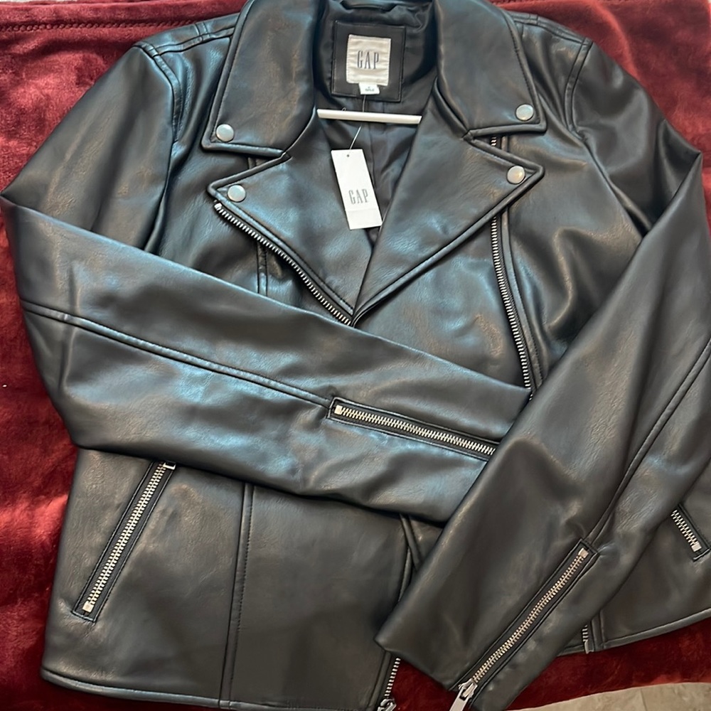 CUTEEE LEATHER JACKE
